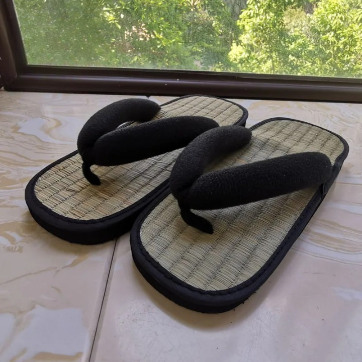 Sandales Traditionnelles Japonaises en Bambou